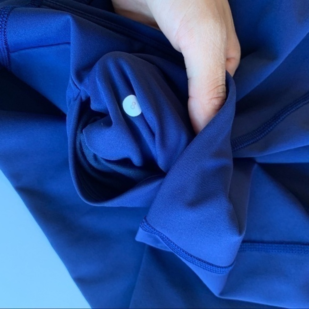 LULULEMON Minimalist Crop Hero Blue Size 8 - Picture 13 of 16